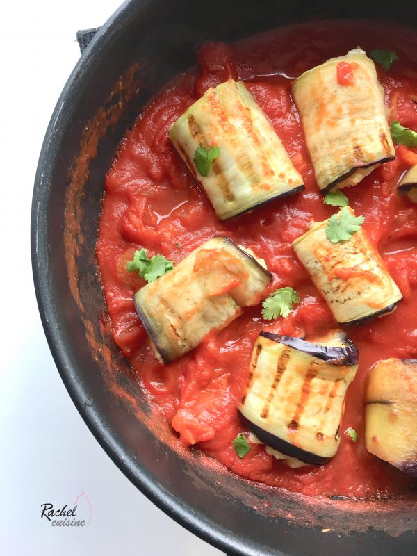Roulades d'aubergine, poulet à la sauce tomate Rachel cuisine