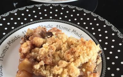 Crumble pommes, poires, bananes et chocolat