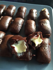 Minis fondants ou lingots chocolat noir, cœur fondant chocolat blanc