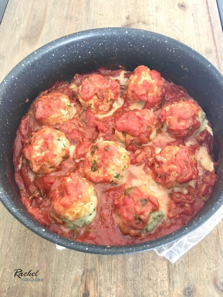 Boulettes de poisson à la sauce tomates