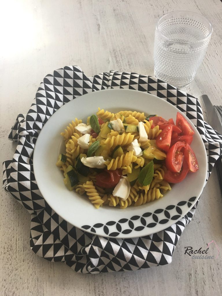 One pot pasta courgette et tomate