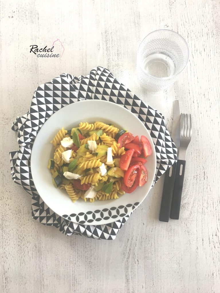 One pot pasta courgette et tomate