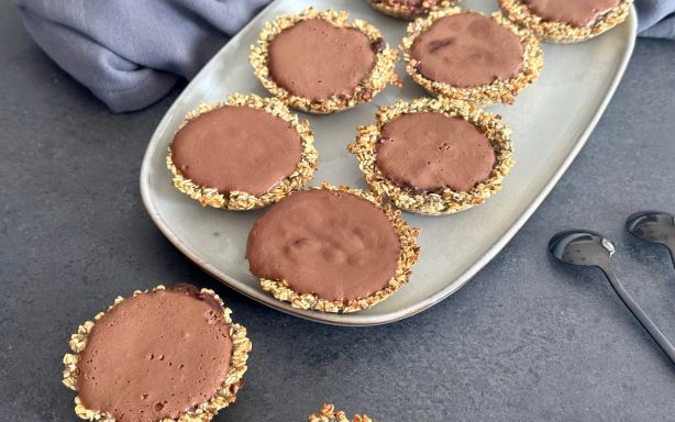 Des tartelettes chocolat et flocons d'avoine