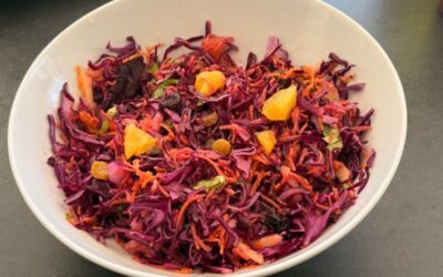 Salade chou rouge, carottes, vinaigrette à l’orange