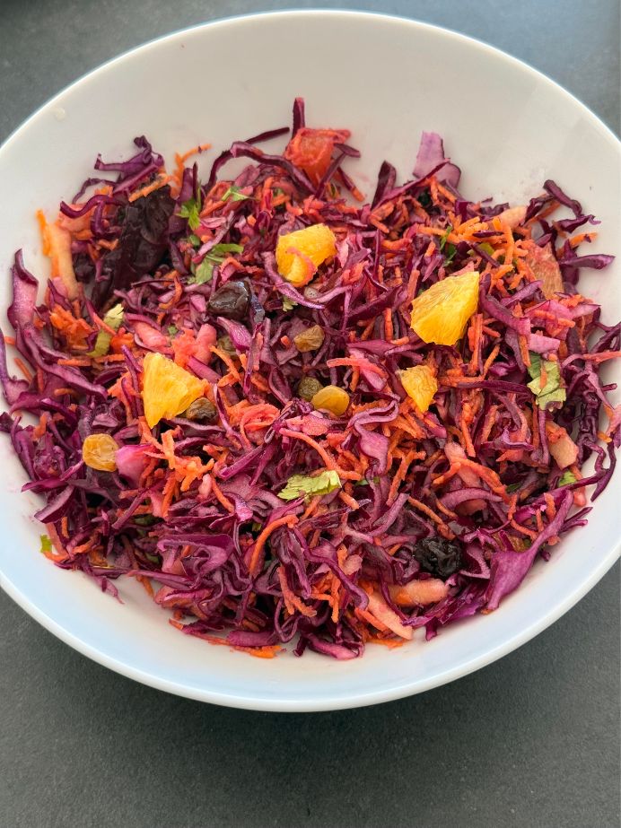 Une salade de chou d'hiver