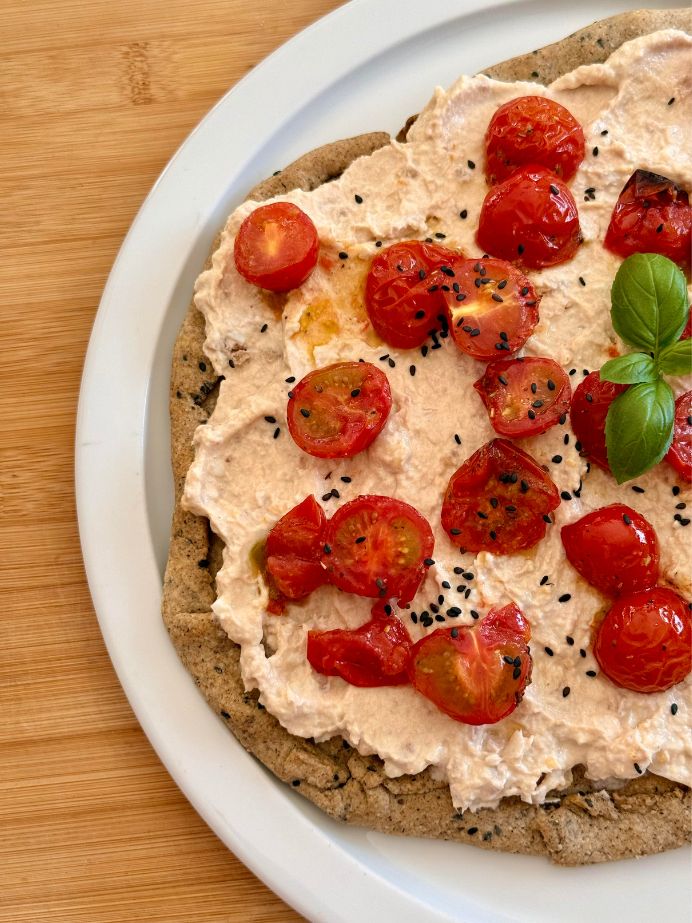 Une tarte protéinée à manger bien fraîche.