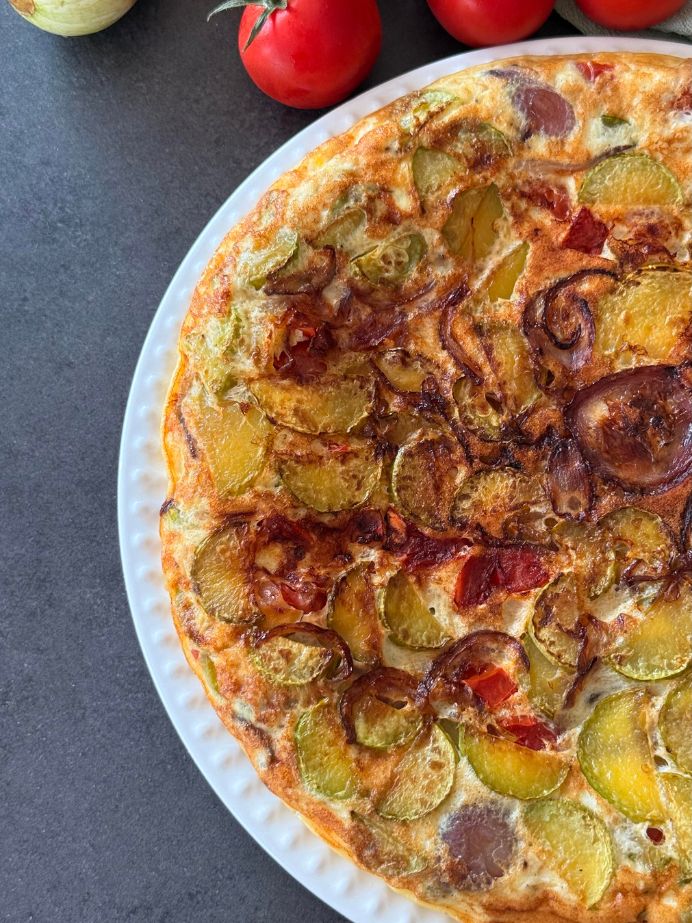 Une frittata courgettes et tomates