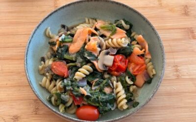 One pot pasta et légumes et truite fumée